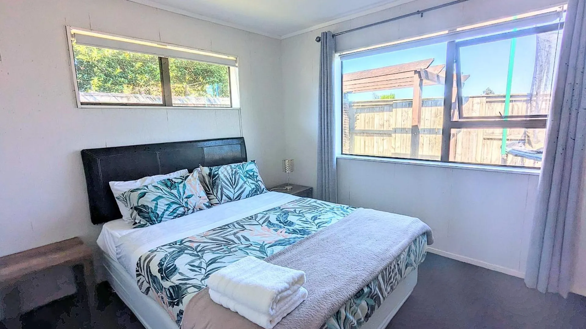 Available Now! Family Home Near Redwood Forest Rotorua Vakantiehuis